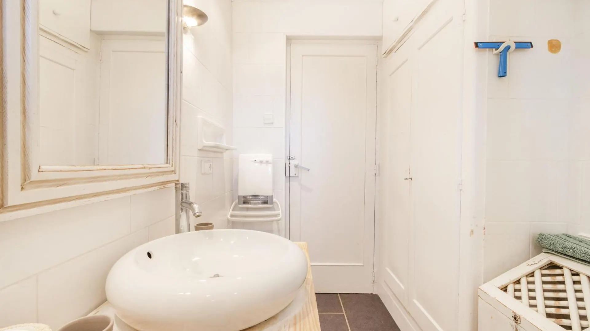 Maison Avec Piscine En Catalogne Aramunt 0*,  Spain