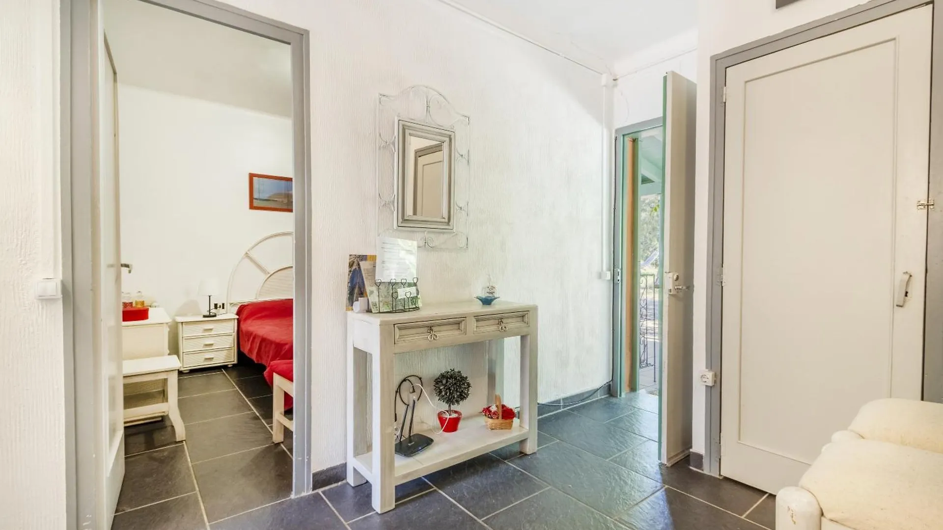 Holiday home Maison Avec Piscine En Catalogne Aramunt